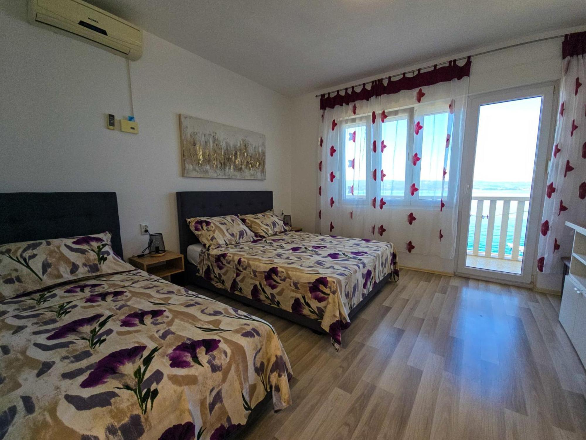 Apartments Neda Omiš Habitación foto