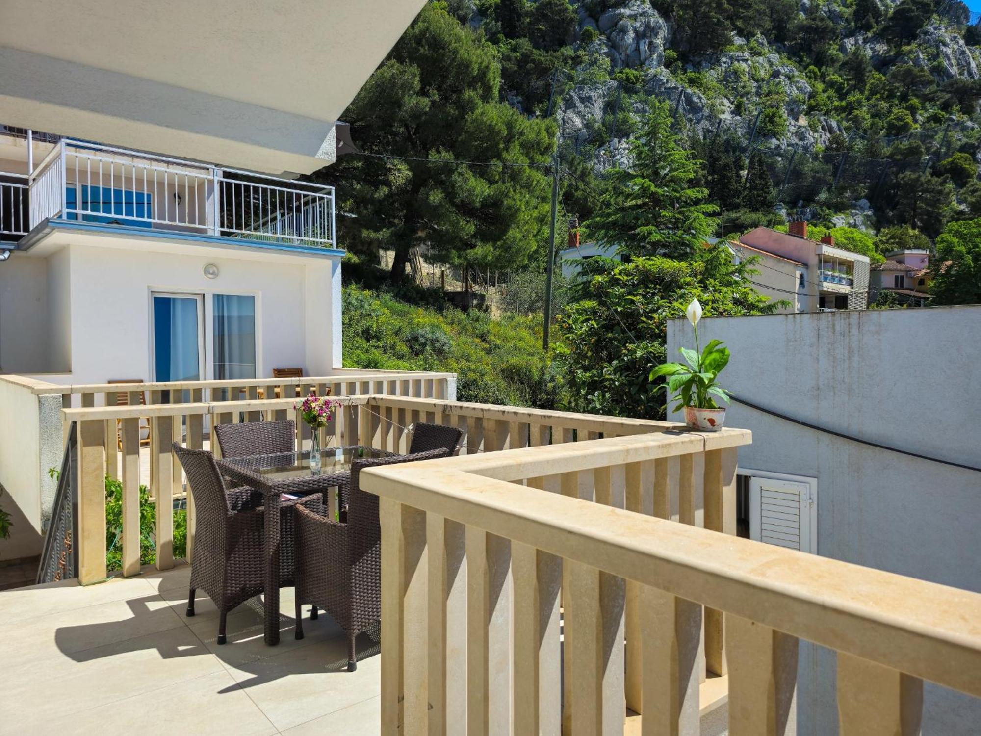 Apartments Neda Omiš Habitación foto
